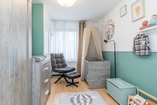 Foto - Te koop: Dr. Calsstraat 48 Landgraaf Instapklare uitstekend onderhouden geschakelde 2 kap woning in Schaesberg